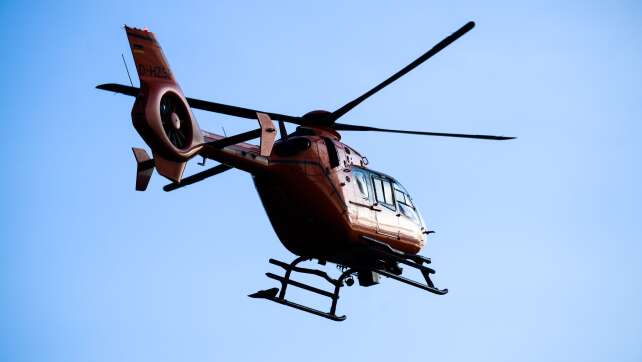 Leblos im Wasser - Mann stirbt im Krankenhaus