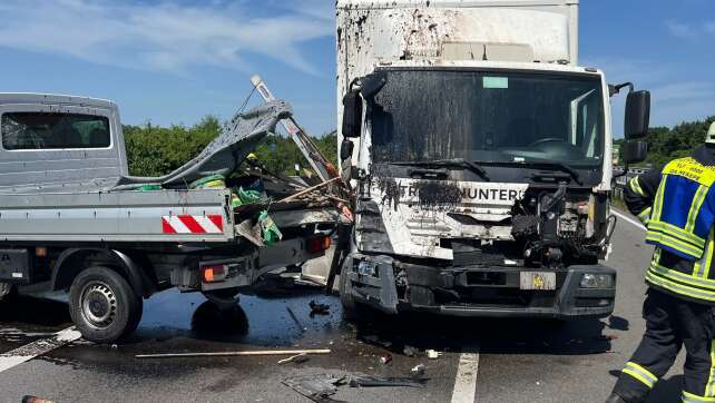 Zwei Bauarbeiter sterben bei Unfall auf Autobahn 31