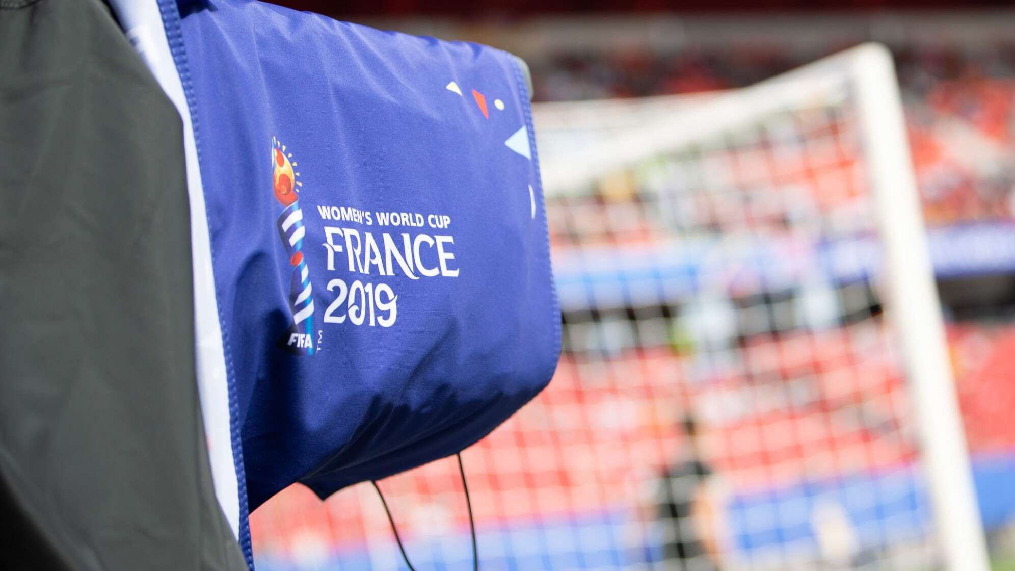 Streit um Frauen-WM beendet TV-Vertrag steht dank Kniff