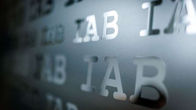 IAB: Arbeitszeitreform am Bedarf der Unternehmen ausrichten