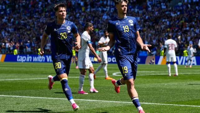 Bosnien-Herzegowina schlägt Katar - WM-Traum geht weiter