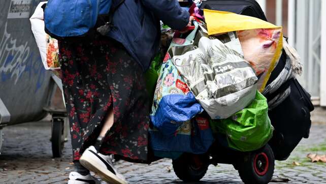 Etwas weniger Menschen wegen Wohnungslosigkeit untergebracht