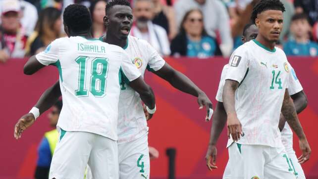 Sieg gegen Irak: Senegal wahrt Chance auf WM-Zwischenrunde