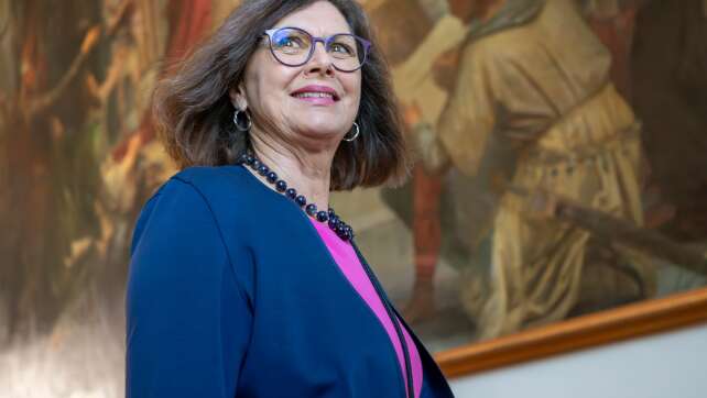 Ilse Aigner besucht Sarajevo und Srebrenica