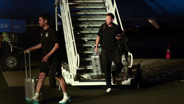 Vor Abreise: Letztes Team-Meeting mit Nagelsmann im WM-Camp