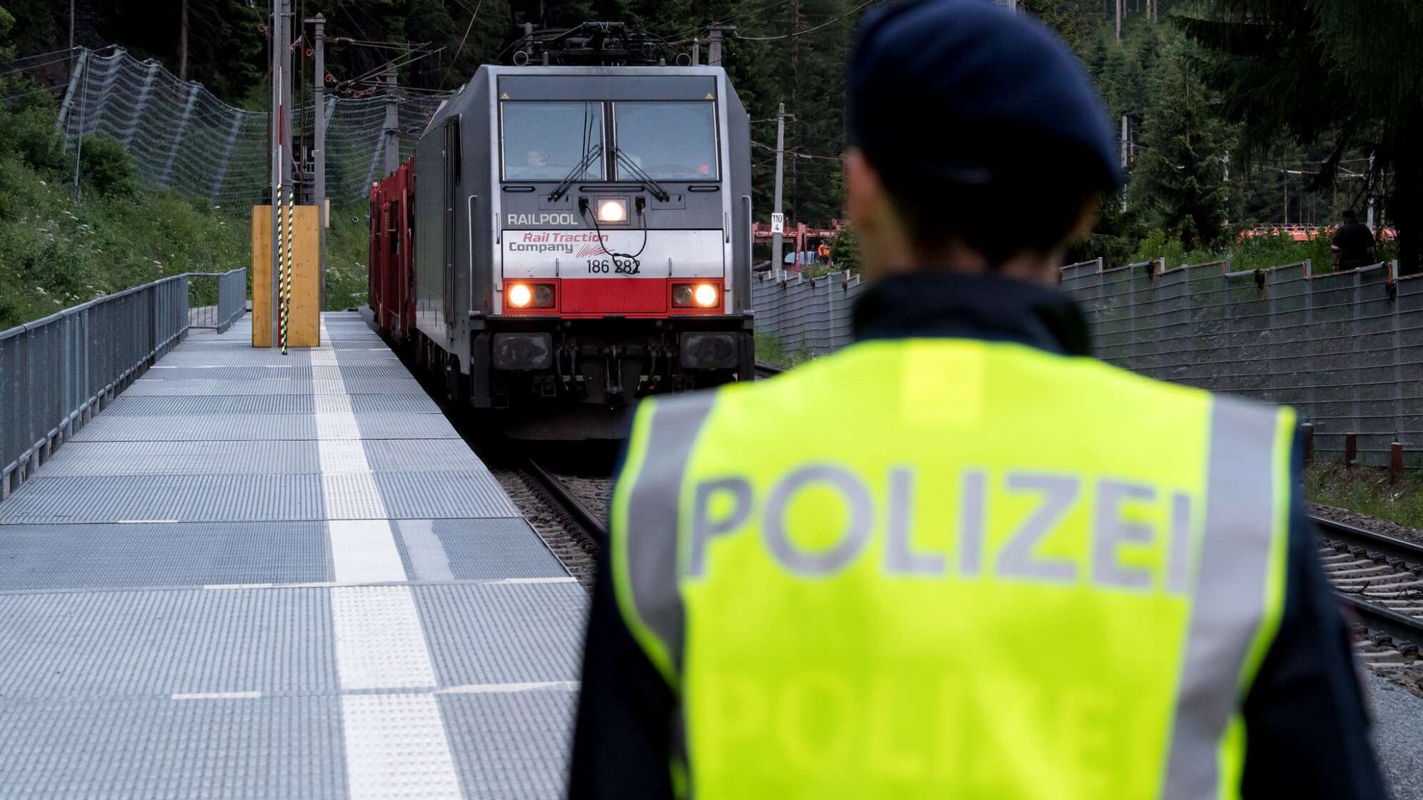 Güterzugkontrolle in Österreich