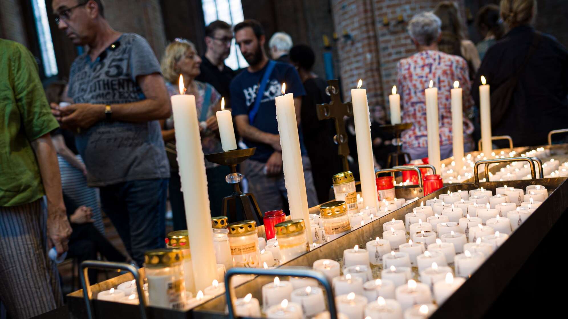 Nach Schüssen in Jugendeinrichtung - Andacht in Hannover
