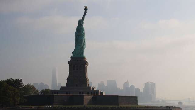 Die Deutschen und Amerika - enttäuschte Liebe?