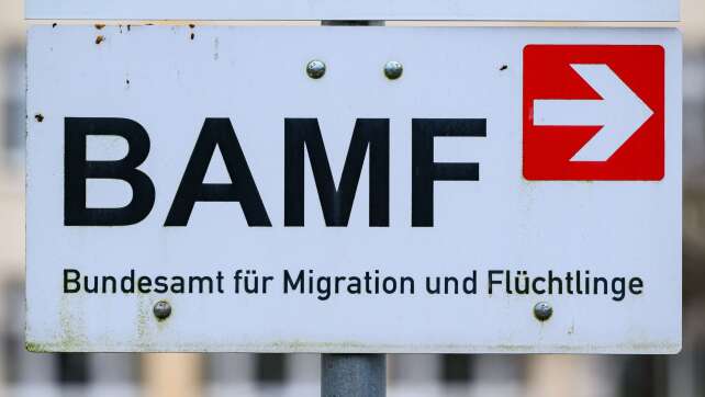 Deutlich weniger Menschen beantragen in Deutschland Asyl