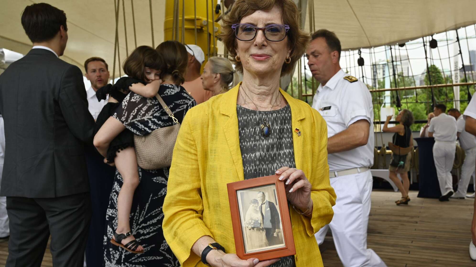 Einbürgerungszeremonie auf der Gorch Fock