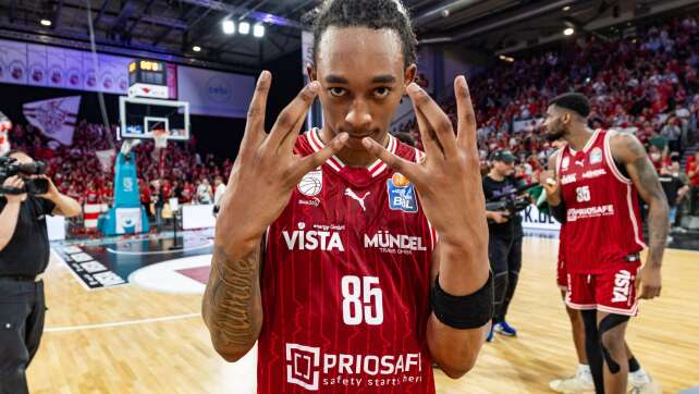 Trier schnappt sich Bambergs Austin Crowley