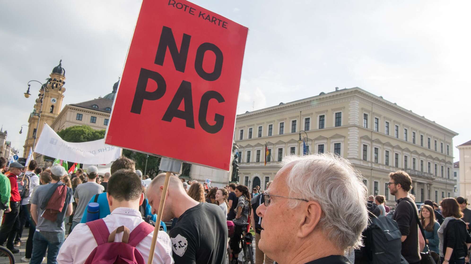 Bundesverfassungsgericht prüft Bayerns Polizeigesetz