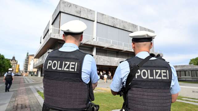 Darf Bayerns Polizei mehr als das Grundgesetz erlaubt?
