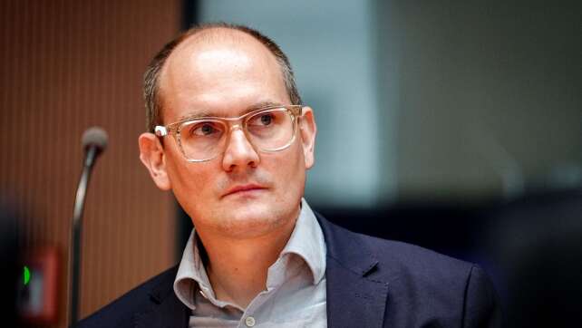 Opposition will Kassen-Sparpaket in Karlsruhe stoppen