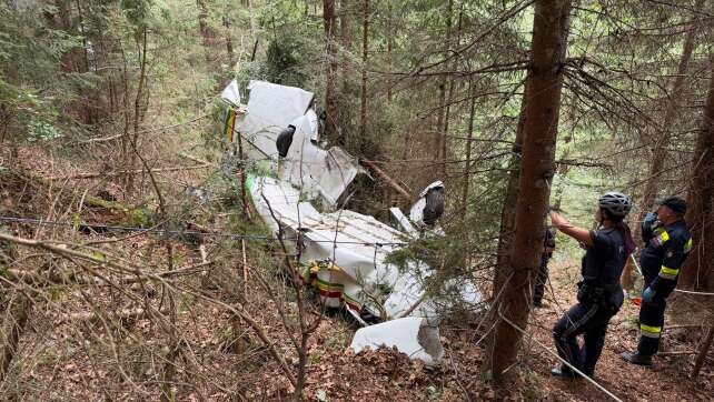Zwei Tote bei Flugzeugabsturz in Österreich