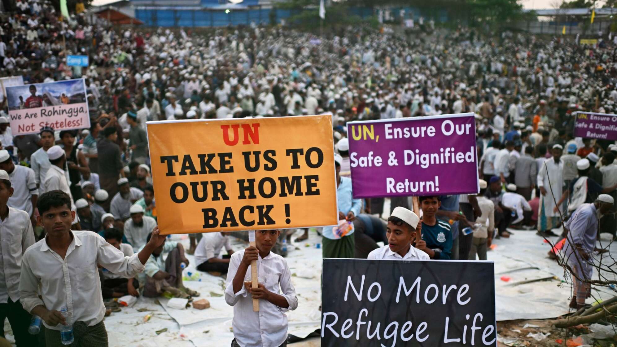 Verheerende Bootunglücke vor Myanmar befürchtet