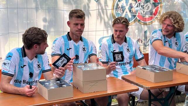 Niederlechner spielt weiter für 1860 - «Die Löwen leben»