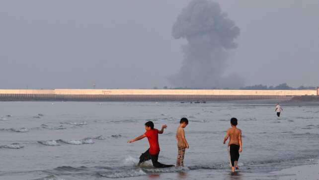Iran: US-Angriffe auf Brücken - Vermittler Pakistan hadert