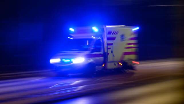 Frau wird bei Unfall auf der A94 schwer verletzt