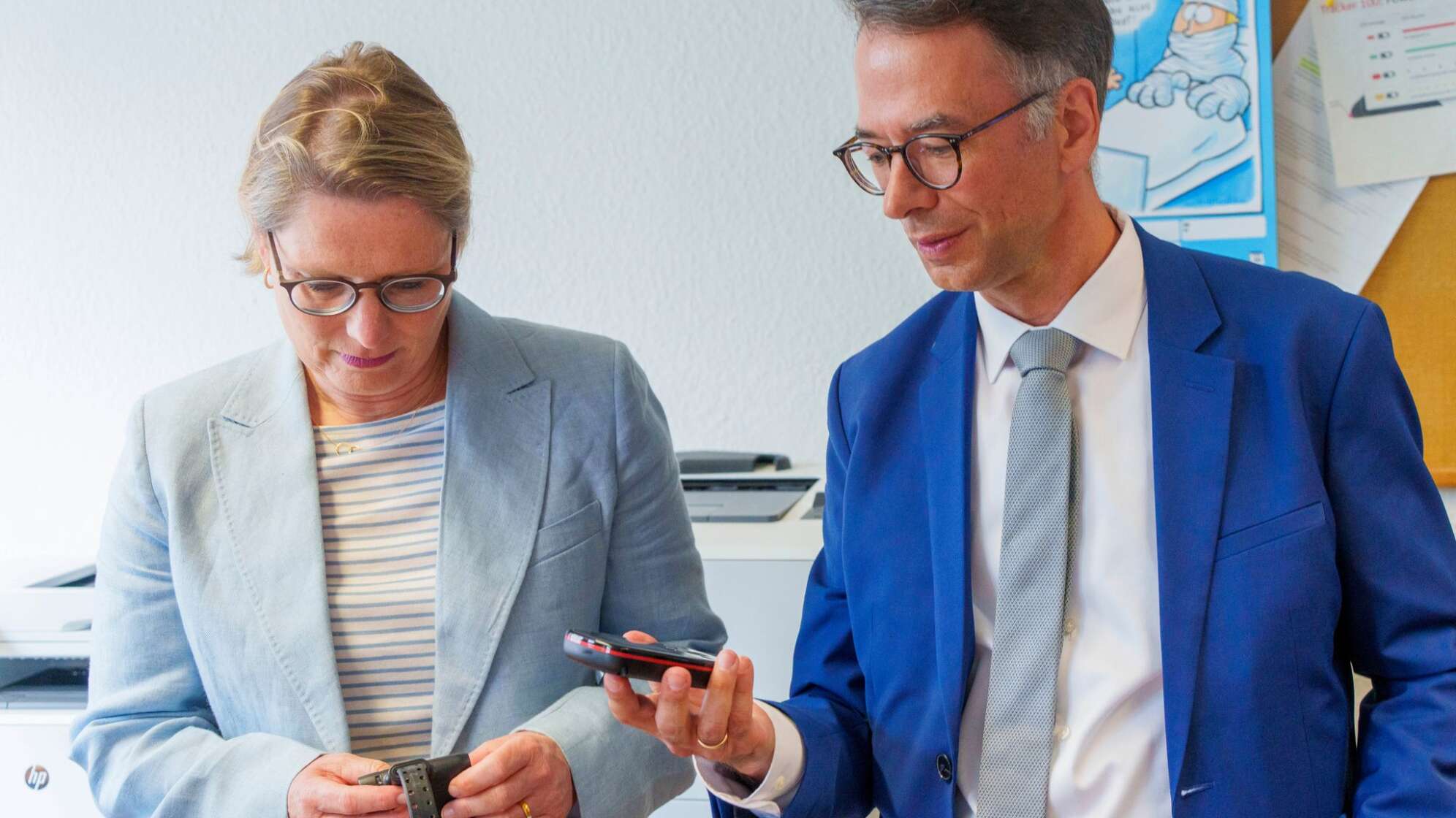 Zentrale Stelle für die Überwachung elektronischer Fußfesseln