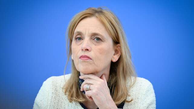 Nach Spahn-Rückzug: Debatte um Leihmutterschaft neu entfacht
