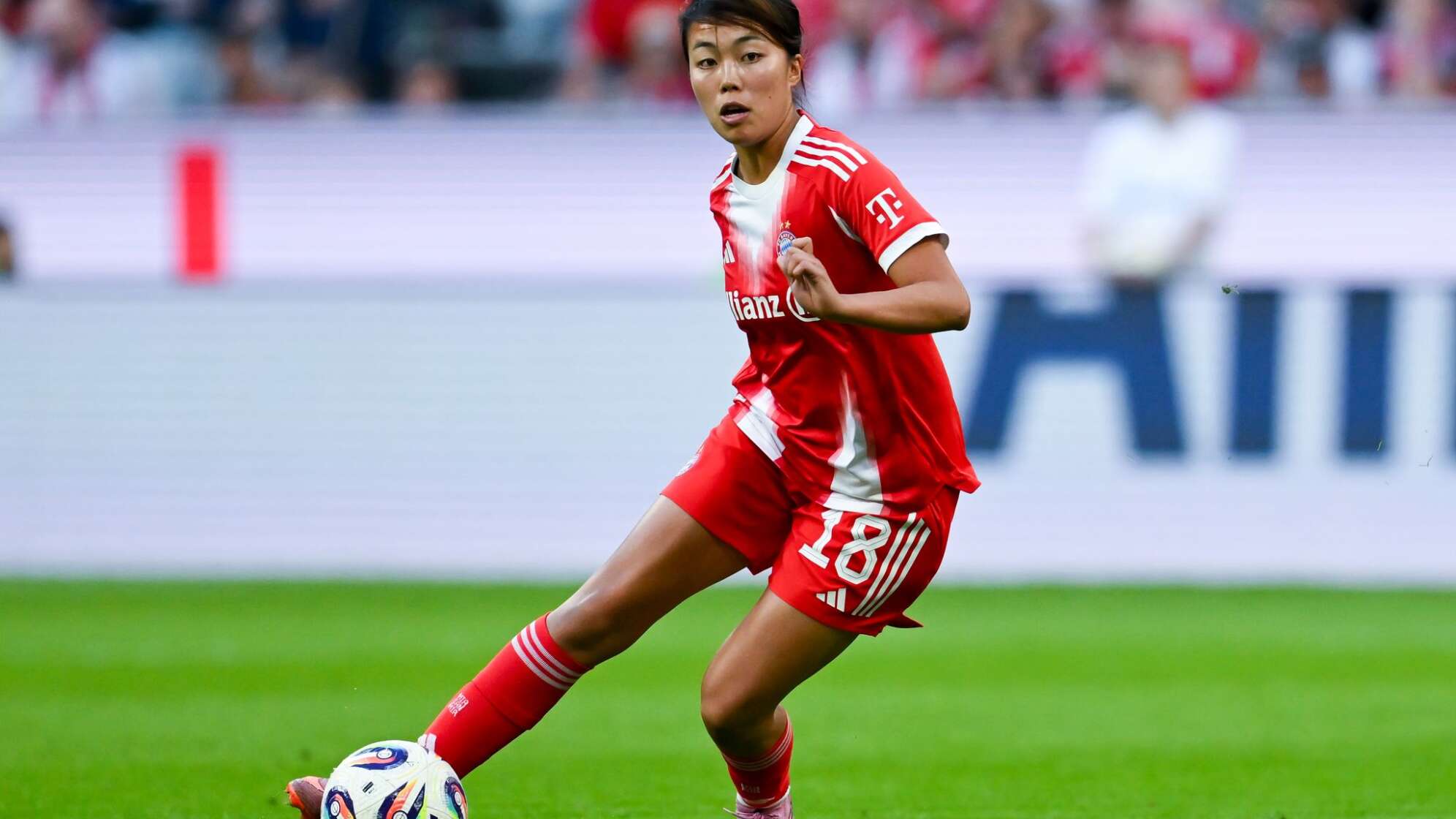 Momoko Tanikawa
