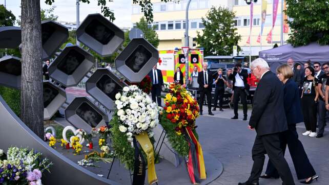 Gedenken am OEZ: «Die Tat betrifft unser ganzes Land»
