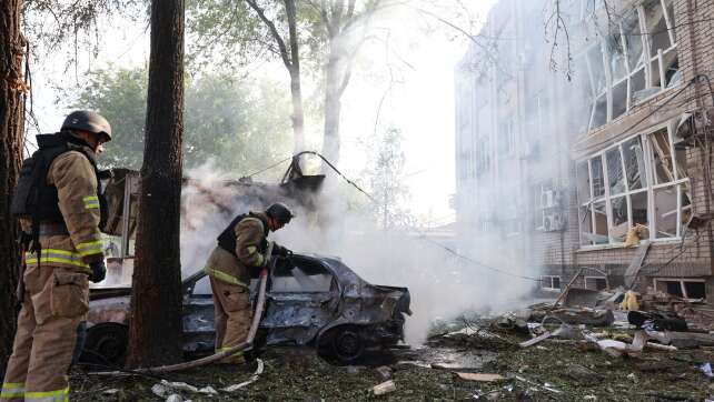 Ukraine: Bomben verletzen Dutzende in Saporischschja