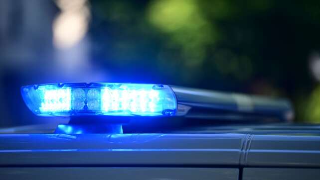 Verfolgungsfahrt über Autobahnen: Polizist schießt auf Auto