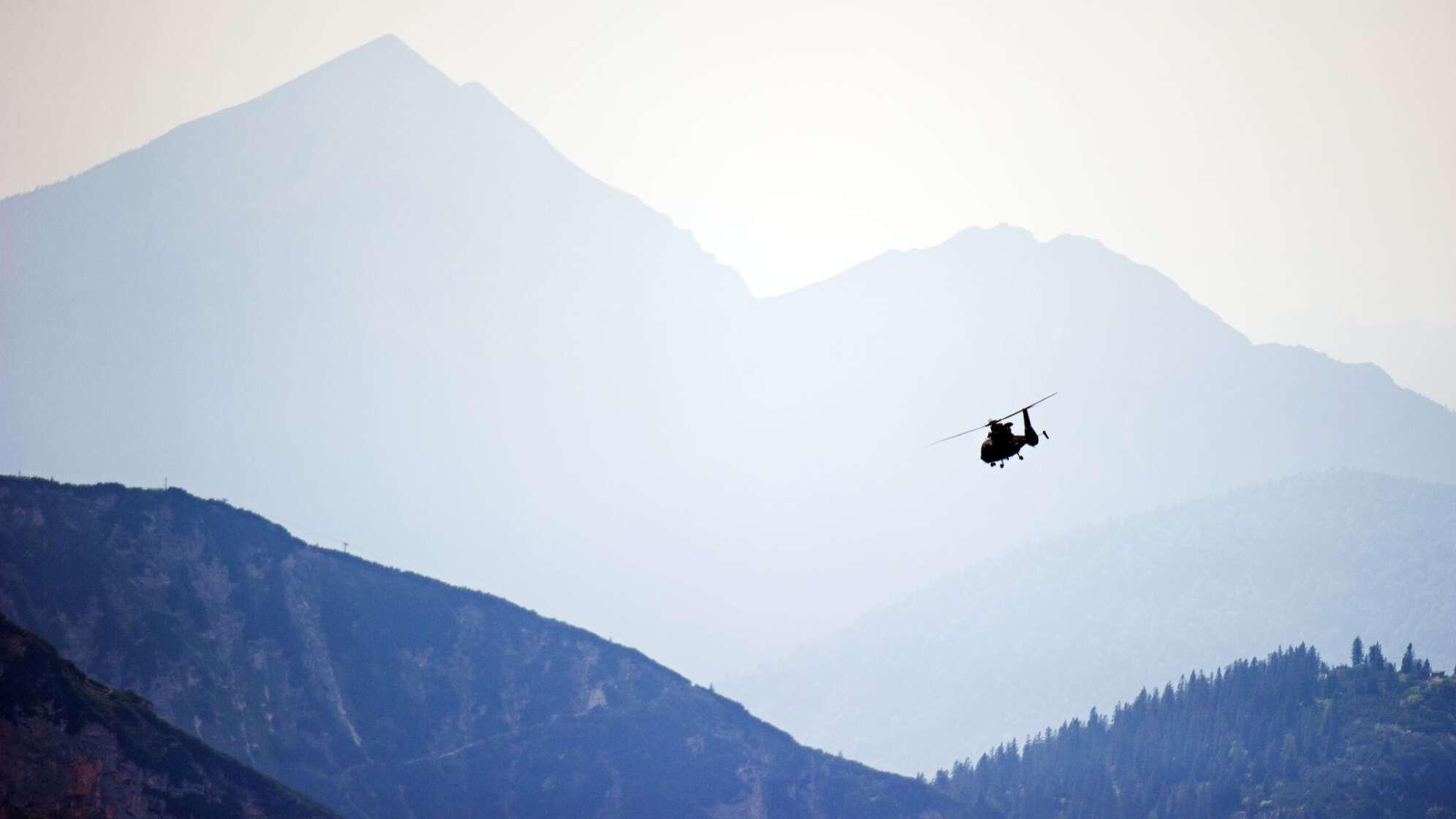 Deutsche Familie in den Alpen aus Bergnot gerettet