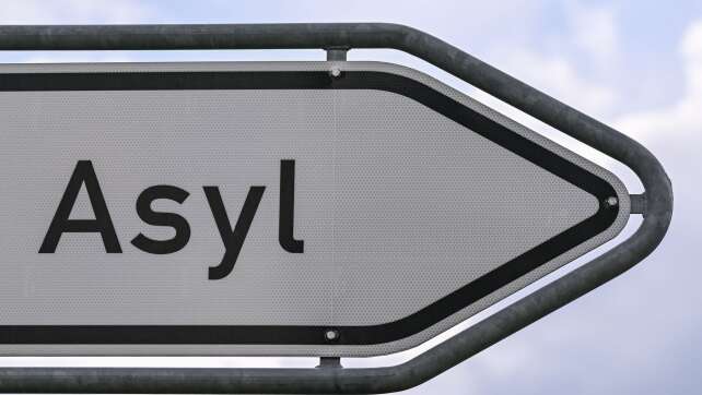 Bundeskabinett: Behörden dürfen KI bei Asylanträgen nutzen