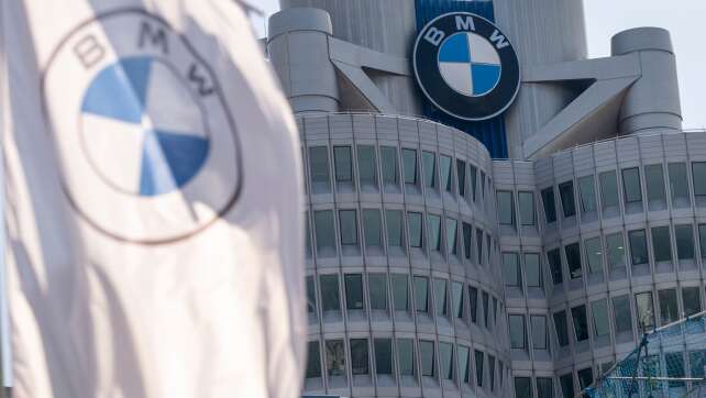 BMW-Gewinn bricht um mehr als ein Drittel ein