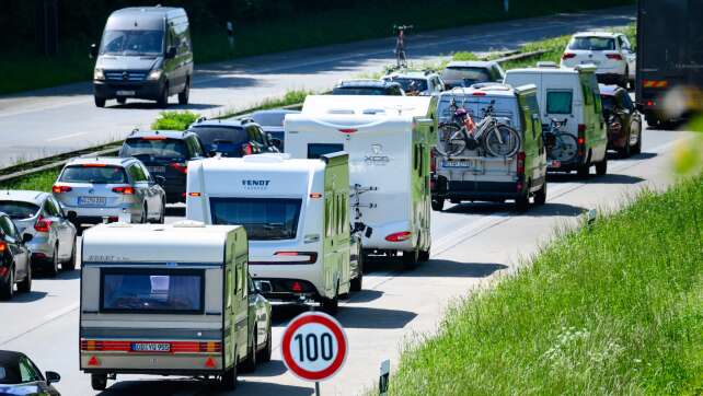 Stauprognose für Bayern und Nachbarländer: Erstes August-Wochenende gilt als staureichster Zeitraum der Ferien – Sperrungen und Baustellen sorgen für zusätzliche Behinderungen