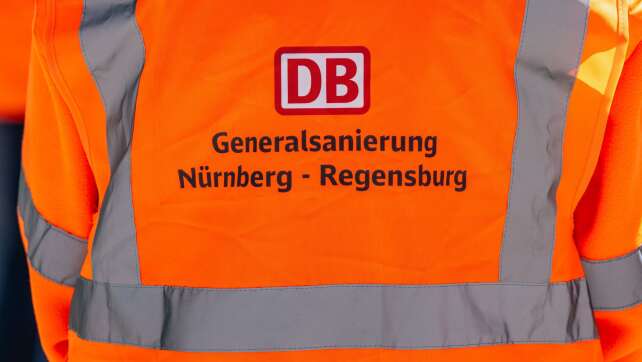 Bahn: Sanierung der Strecke Nürnberg-Regensburg günstiger