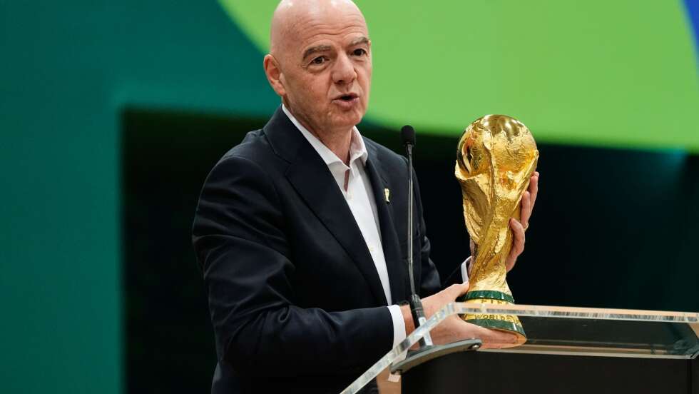 Berater weg, Verbände-Kritik: FIFA-Boss Infantino angezählt