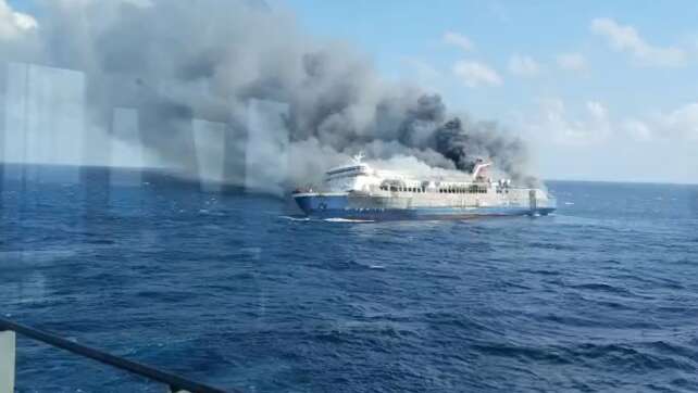 Tote und Vermisste nach Schiffsbrand in Indonesien