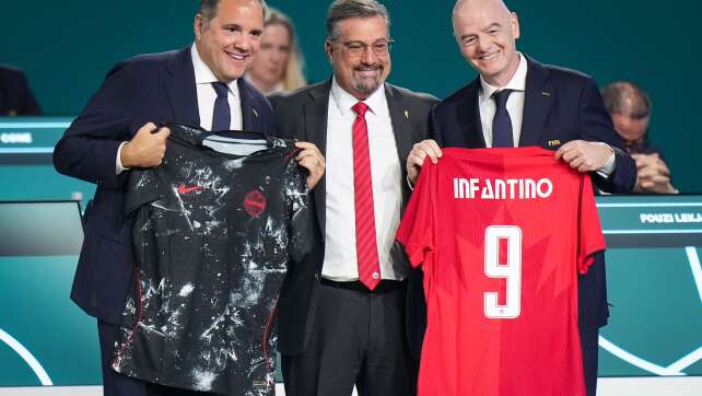 Kampf um die Macht: Wer ist für und wer gegen Infantino?