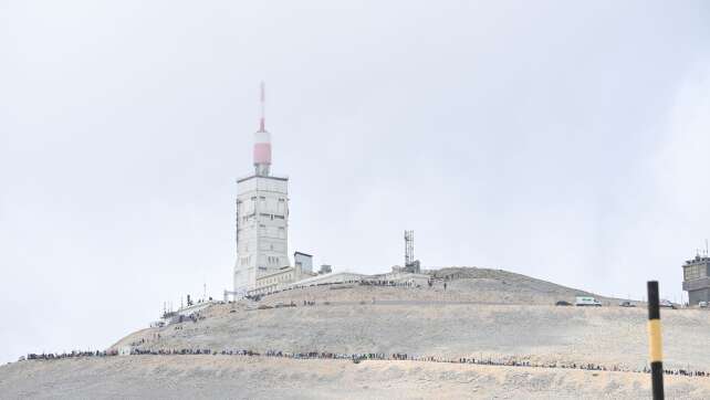 Polnische Fahrerin siegt am Mont Ventoux und holt Tour-Gelb