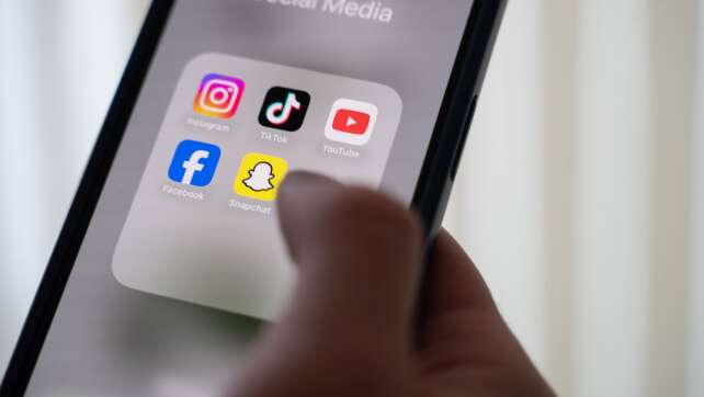 Kinderärzte: Eltern versagen beim Schutz vor Social Media