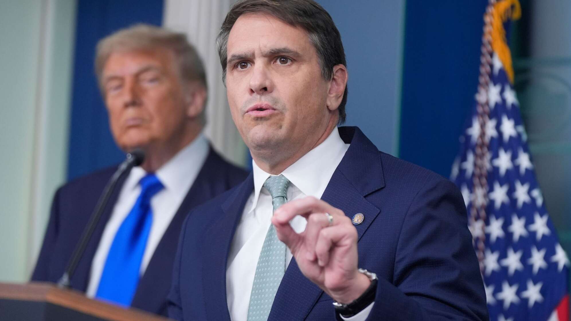 Präsident Donald Trump und Justizminister Todd Blanche