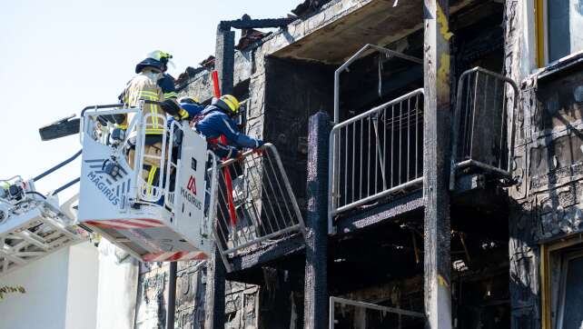 Viele Brände in Bayern: Alten-Wohnheim wegen Feuer evakuiert
