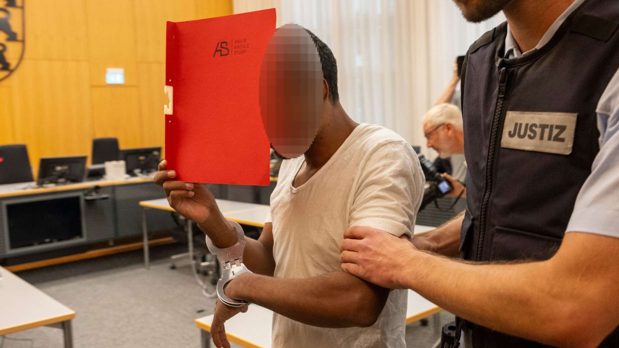 Prozess nach Messerangriff in Einkaufszentrum