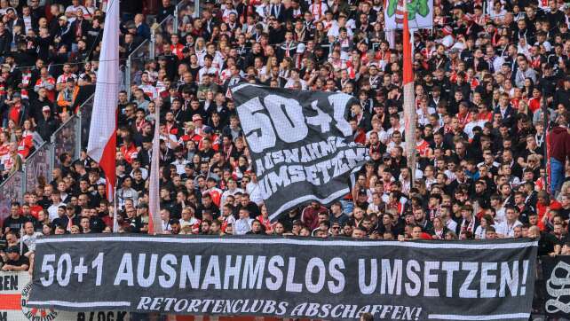 Kartellamt hält 50+1 für zulässig - Liga soll nachbessern