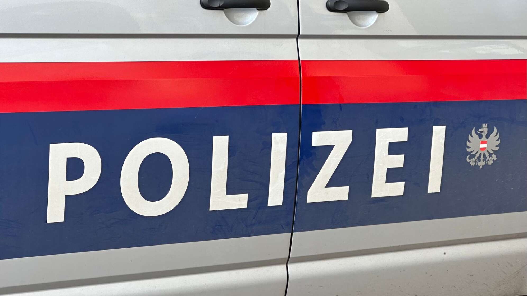 Ein 17-Jähriger verunglückt auf der Saalach in Österreich.