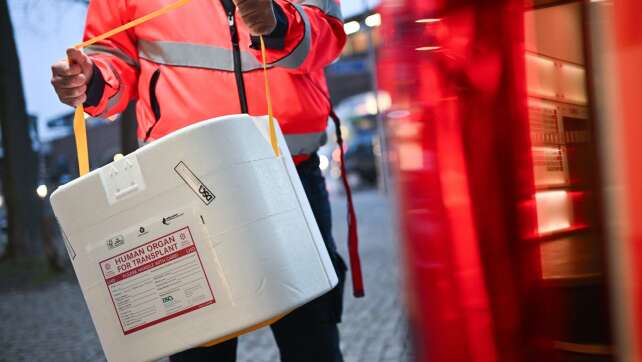 Mehr als 200 Abgeordnete für neue Organspende-Regeln
