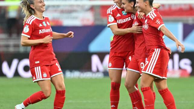 Torhüterin Johannes patzt doppelt: Supercup für FC Bayern