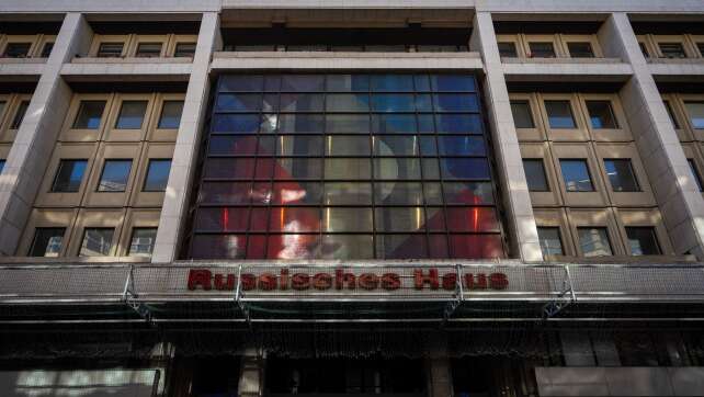 Der Klotz des Anstoßes: Was wird aus dem Russischen Haus?