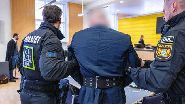 Gefangenentransporte belasten Polizei – Lösung per Video?