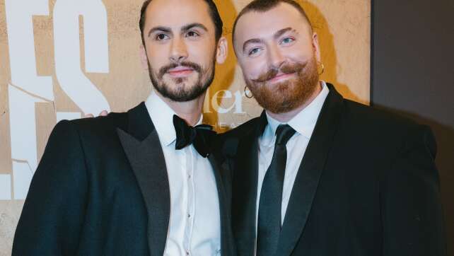 Partyphase ade: Sam Smith genießt Sofa-Abende mit Verlobtem