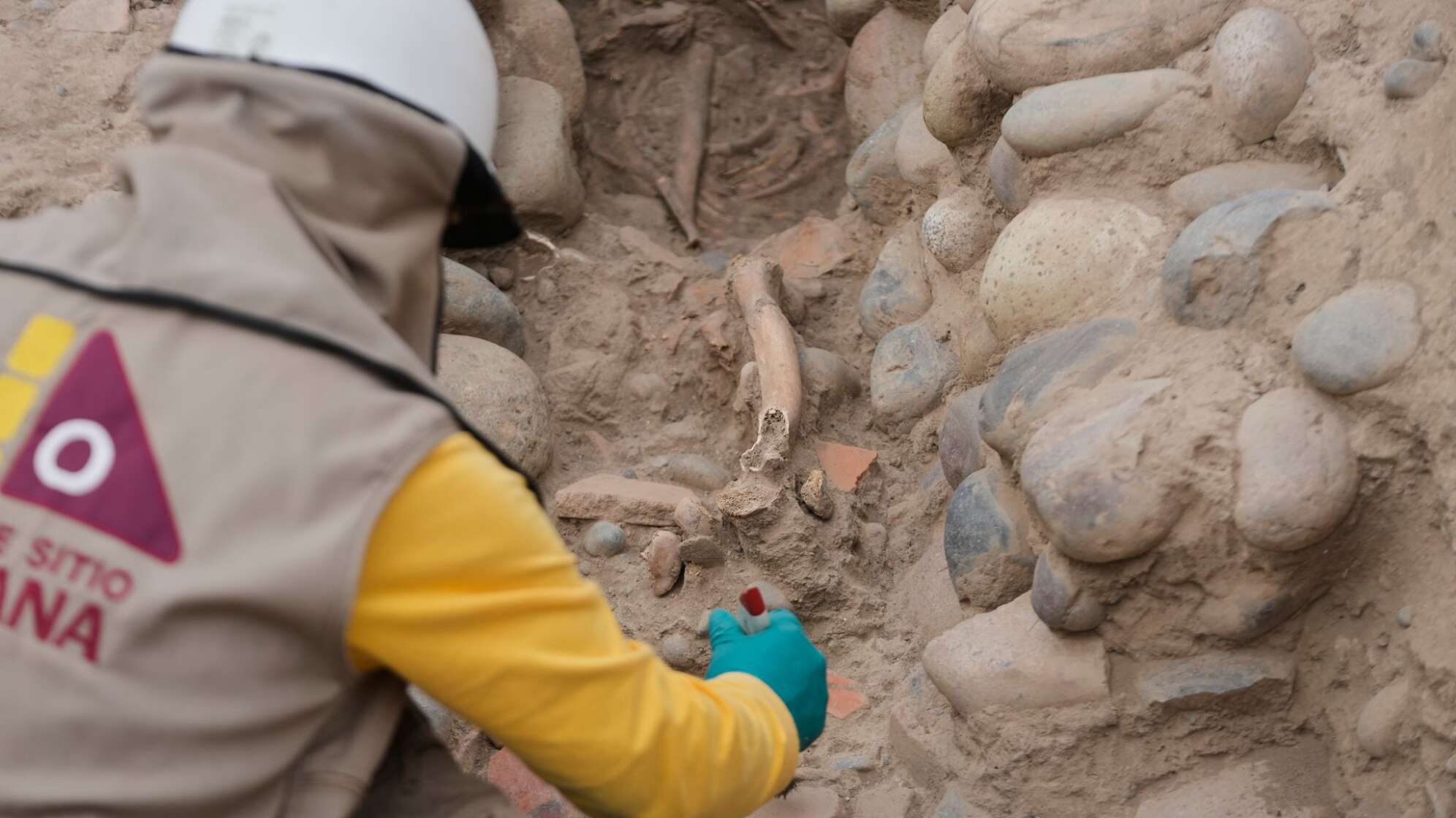 Fund in der Ruinenstätte Huaca Pucllana in Peru